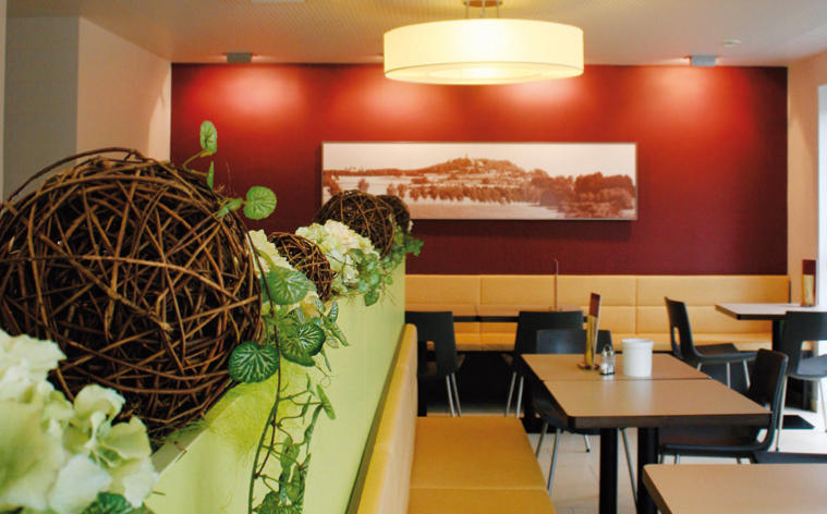 Gaestehaus Adler บีเบอราค อันแดร์ ริสส์ ภายนอก รูปภาพ